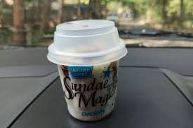 MOTHER DAIRY SUNDAE MAGIC CHOCOLATE (66g/125ml).