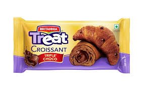 BRITANNIA TREAT CROISSANT TRIPLE CHOCO 55g